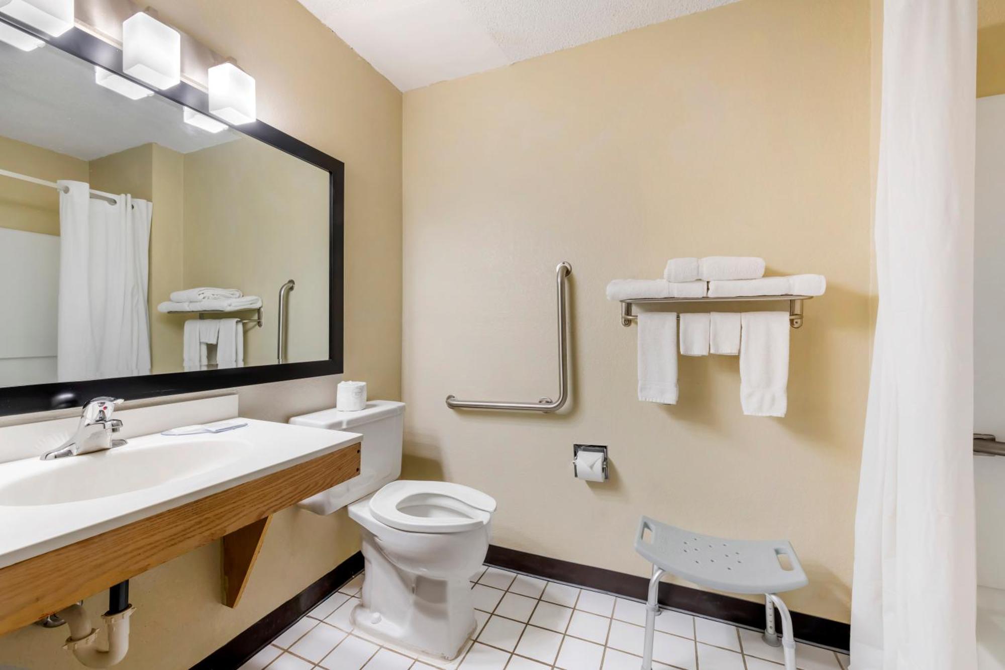 Harmony Inn New Ulm Екстериор снимка