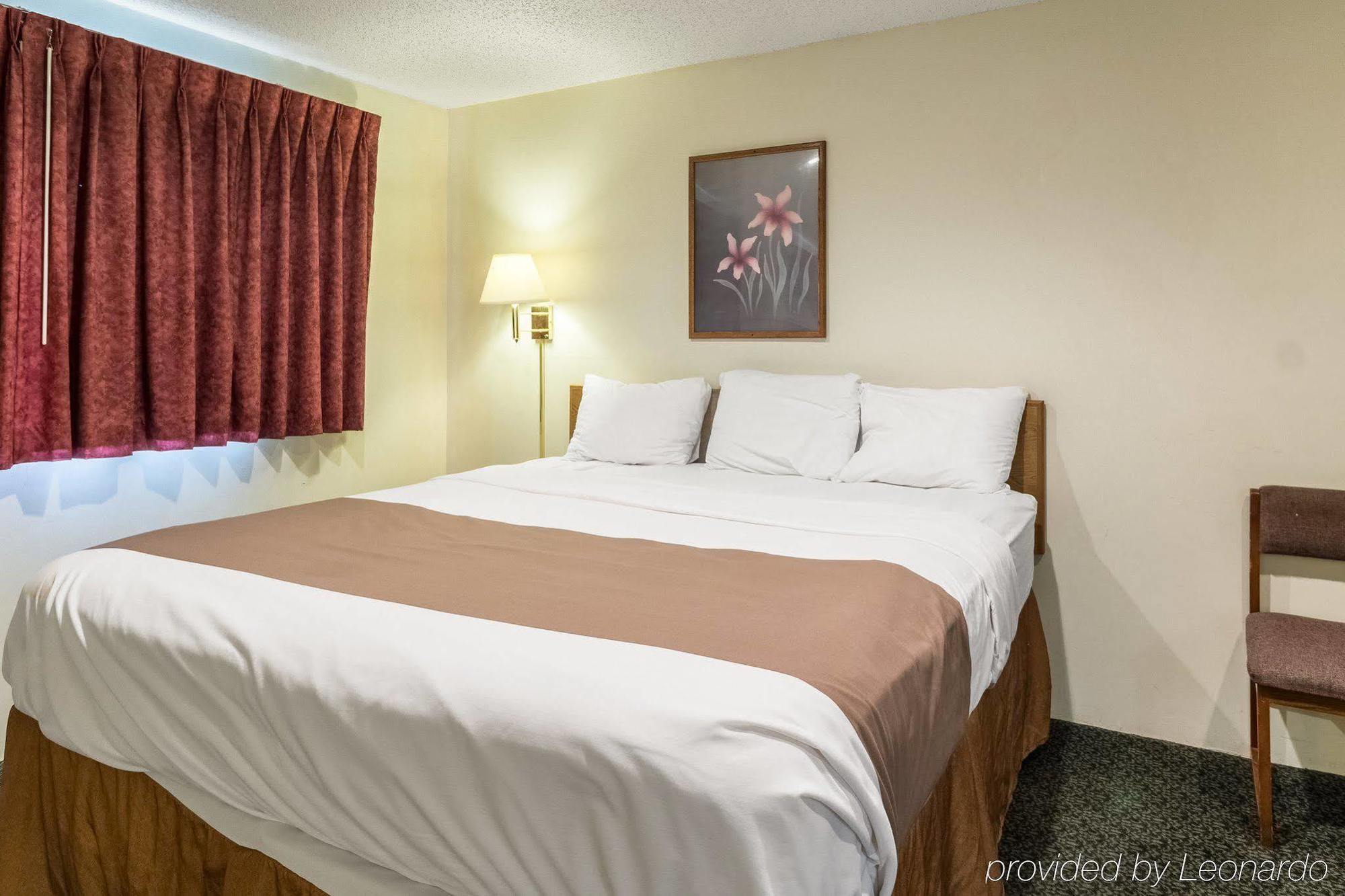 Harmony Inn New Ulm Екстериор снимка